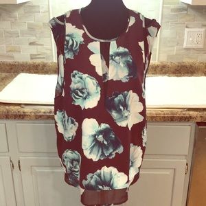 Simply Vera Wine Floral Hi-Lo Blouse XL